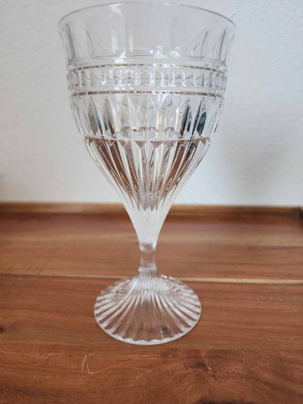 Mikasa Crystal Titan 7" Water Goble thumbprint vertical cuts vintage glass flaw - Picture 2 of 10